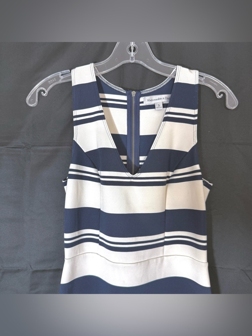 Abercrombie & Fitch Sleeveless V-Neck Striped Mini Skater Dress Size Small - Picture 6 of 15
